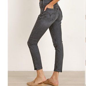 Levi's Women's Skinny Jeans - Dark Gray